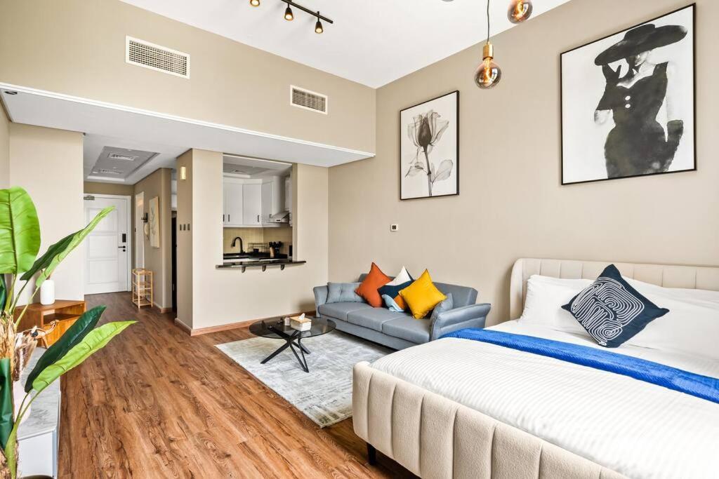 Luxury At Discovery