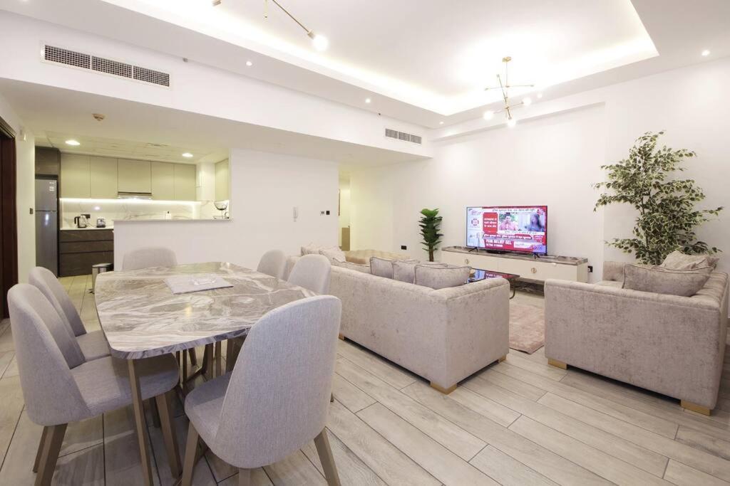 Apartment Spacious 1 Bhk In Et - Business Bay