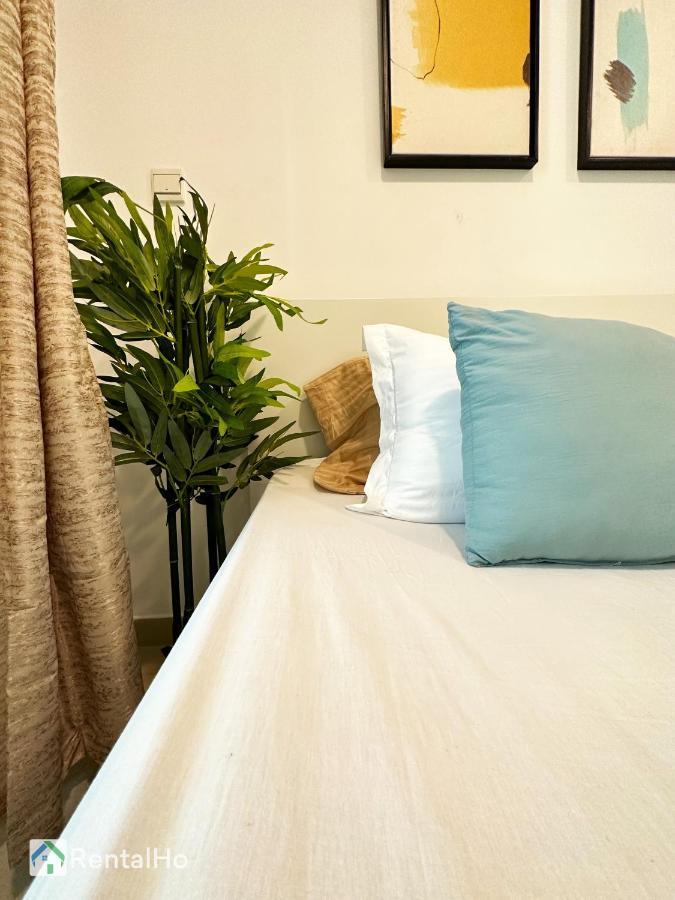 Apartment Quiet With Balcony And Roof Pool In Marina