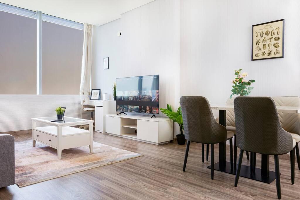 Apartment Sky Gardens Difc - Amazing With Stunning Views *