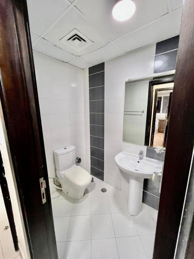 Closed Partition In Al Barsha-1 Near Moe Metro Homestay