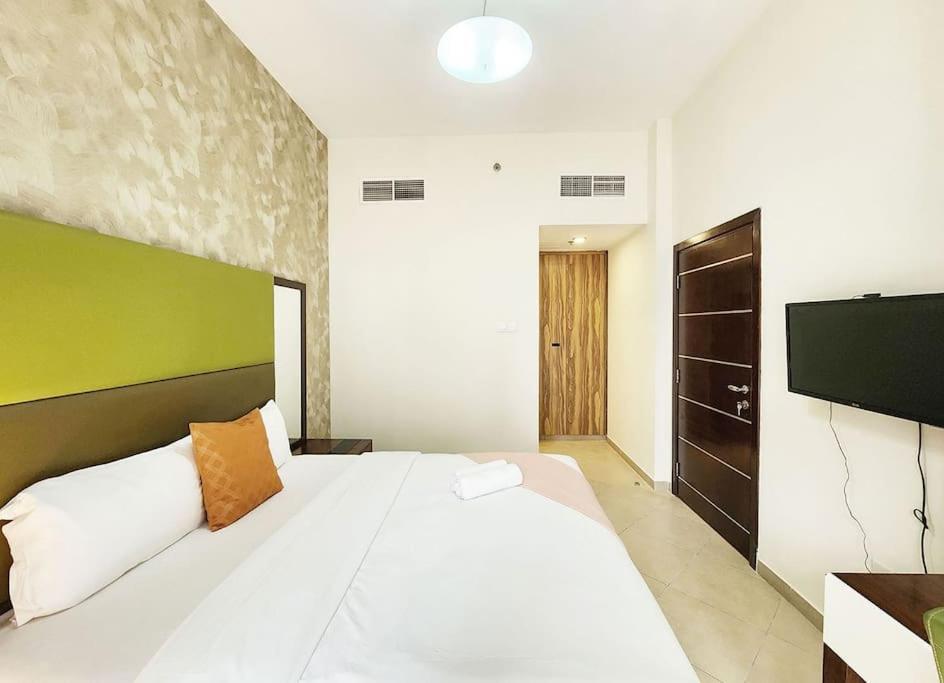Apartment Rh- Exquisite & Spacious 01 Bedroom Near Mall Of The Emirates Dubai
