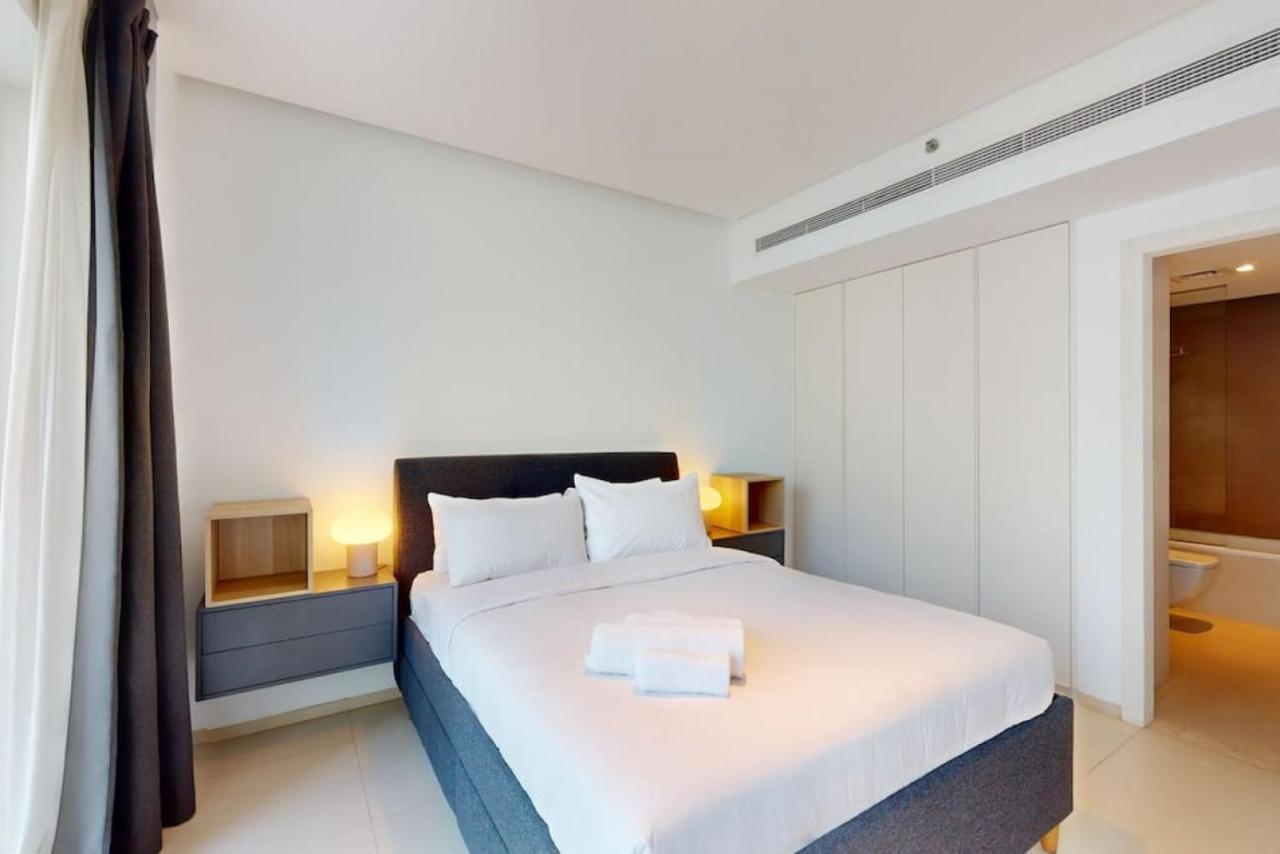 West Avenue - Chic One Bedroom Apartment Dubai