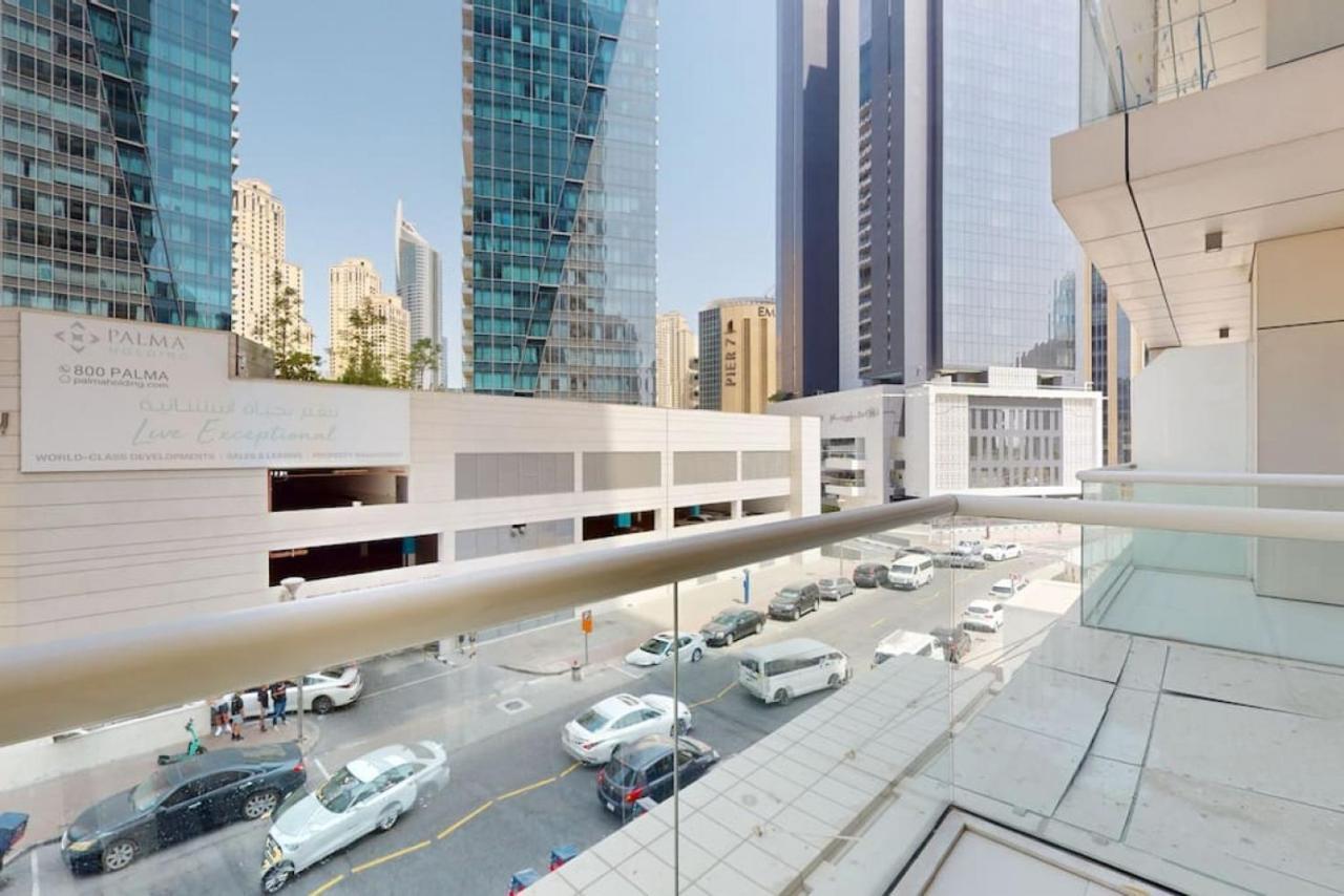 Apartment West Avenue - Chic One Bedroom Dubai