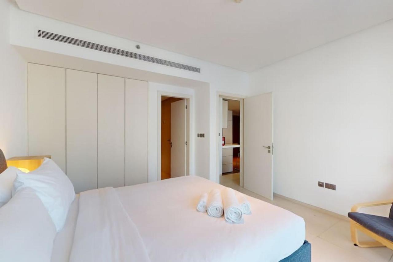 West Avenue - Chic One Bedroom * Dubai