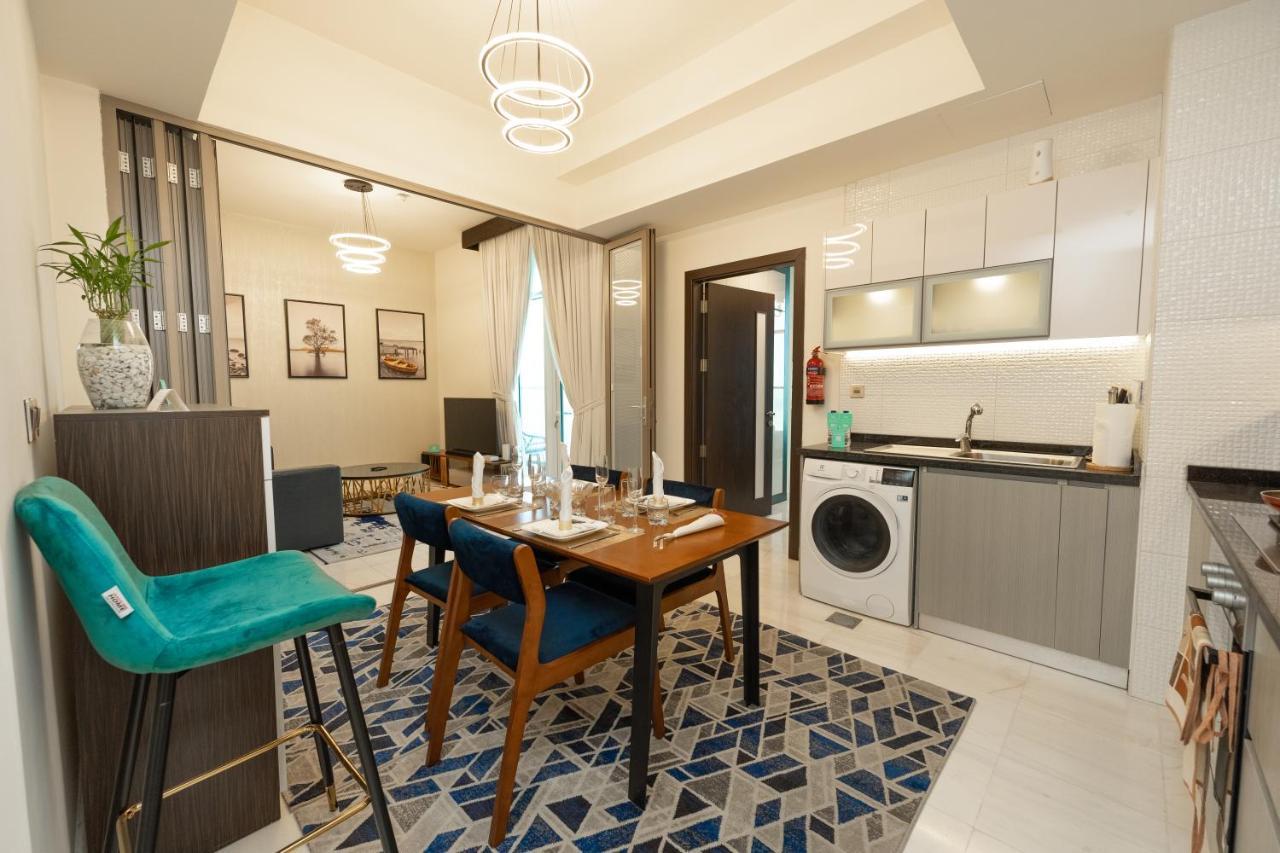Fam Living - Bayz Tower By Danube - Business Bay *