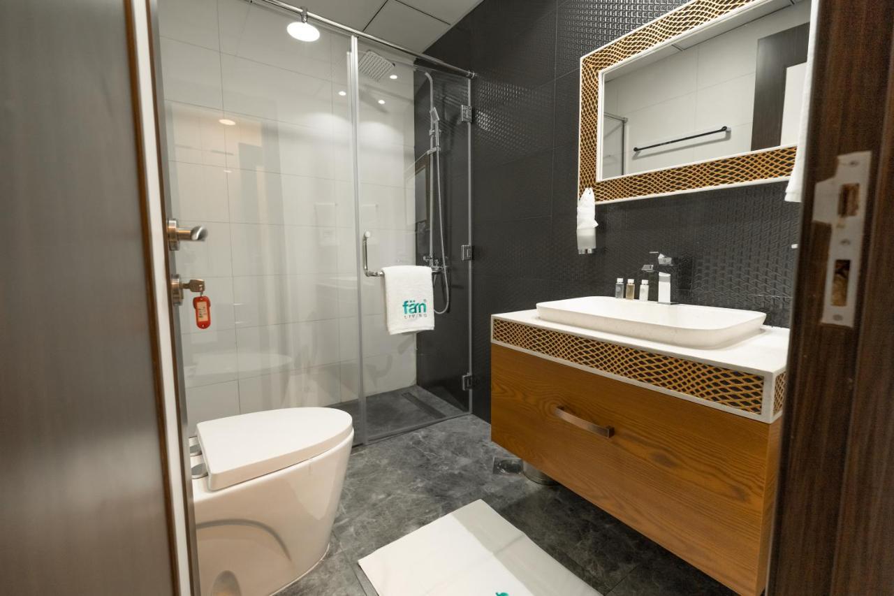 Fam Living - Bayz Tower By Danube - Business Bay Apartment *