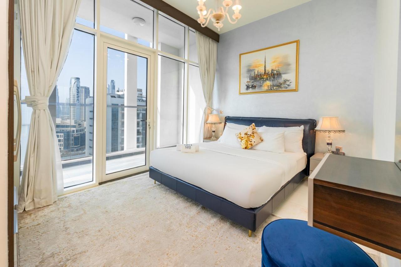 Fam Living - Bayz Tower By Danube - Business Bay Apartment Dubai