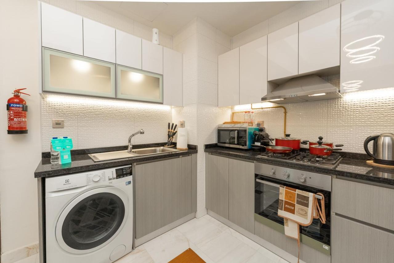 Fam Living - Bayz Tower By Danube - Business Bay * Dubai