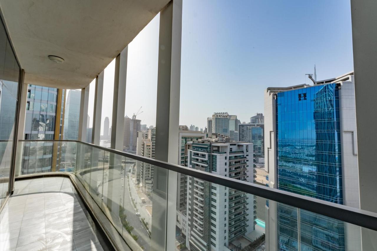 Apartment Fam Living - Bayz Tower By Danube - Business Bay Dubai