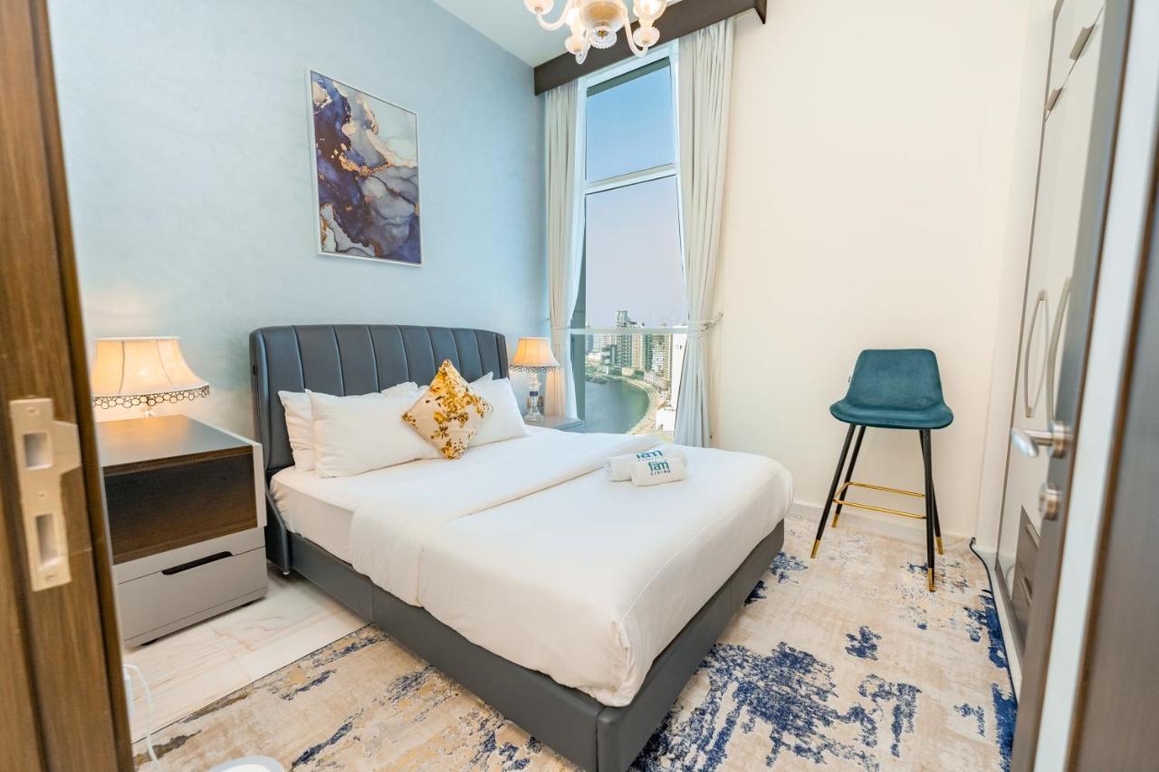 Fam Living - Bayz Tower By Danube - Business Bay *