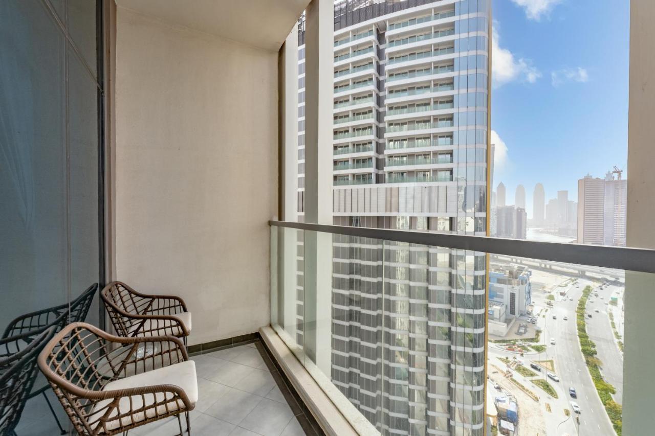 Apartment Fam Living - Bayz Tower By Danube - Business Bay *