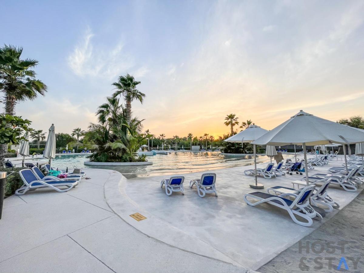 In Golf Vista, Damac Hills - Host & Apartment