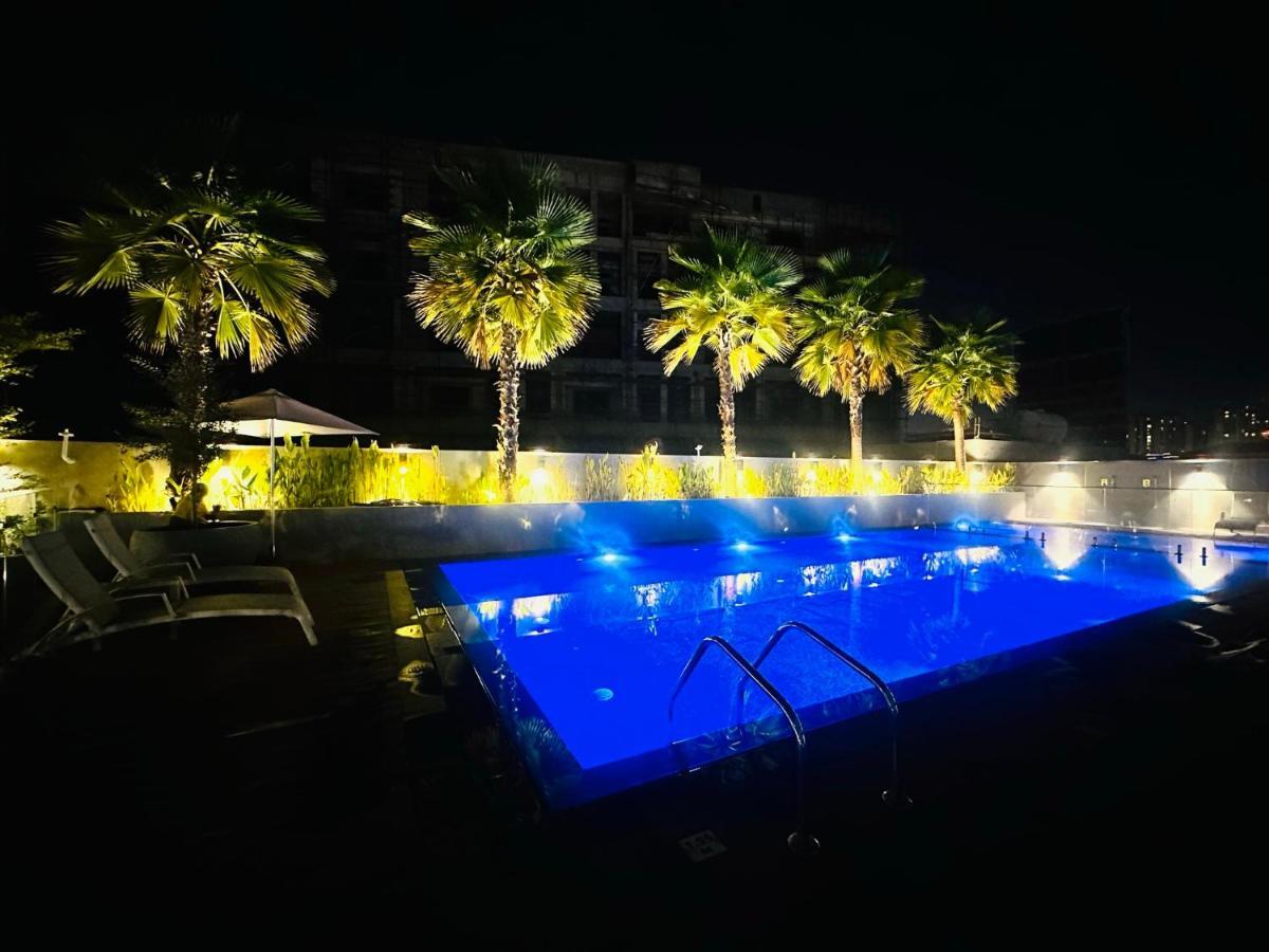 Cozy In Jumeirah Village Circle Apartment *