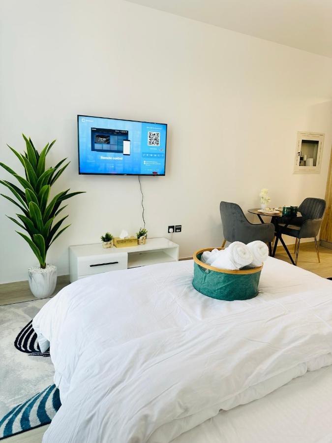 Apartment Cozy In Jumeirah Village Circle *