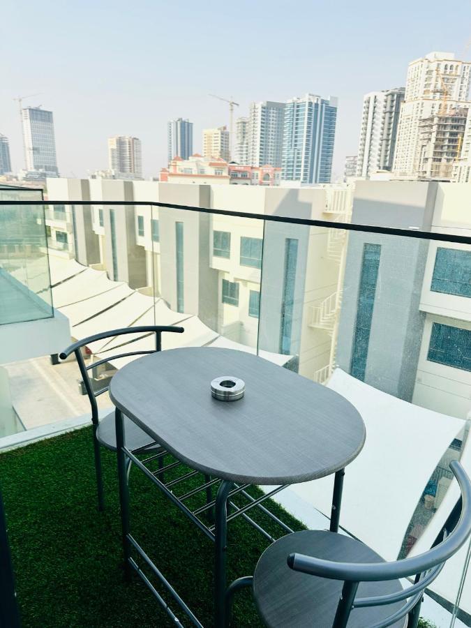 Cozy In Jumeirah Village Circle Dubai