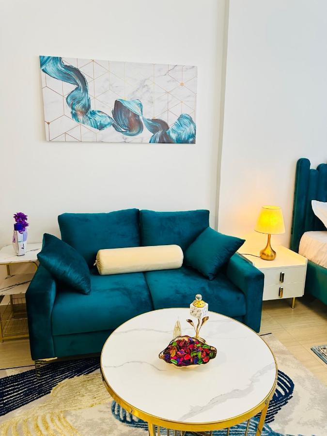 Apartment Cozy In Jumeirah Village Circle *