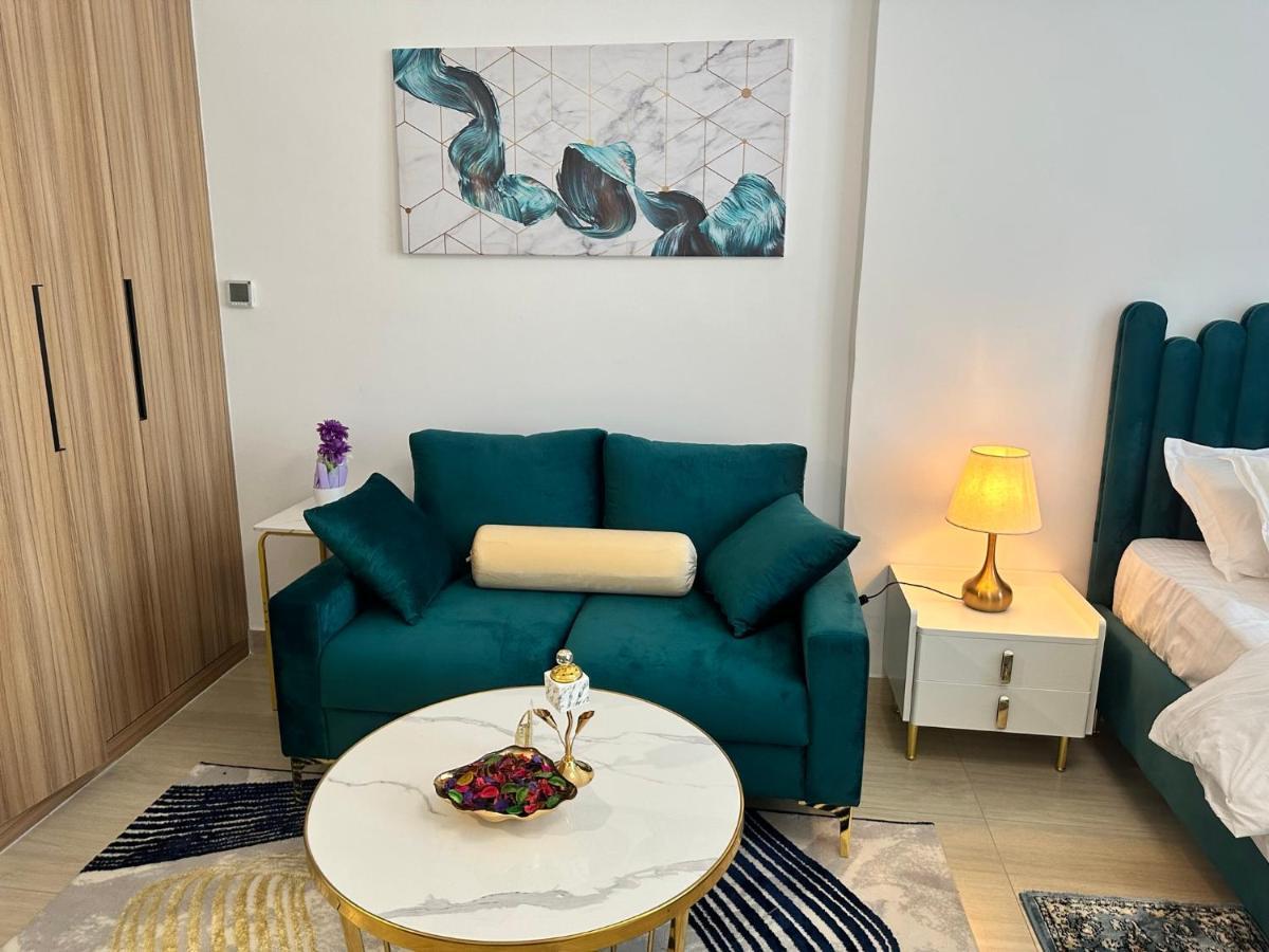 Apartment Cozy In Jumeirah Village Circle Dubai