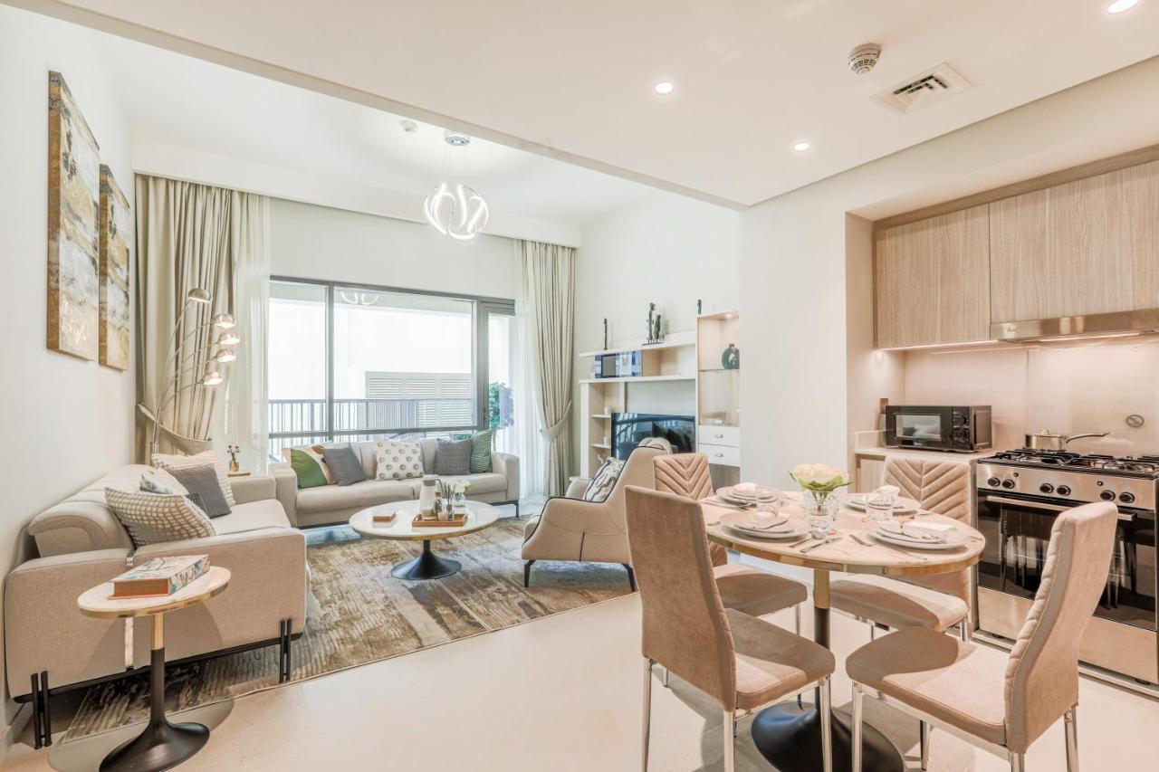 Manzil - Cozy 1 Bedroom Nr Downtown W Pvt Balcony Dubai