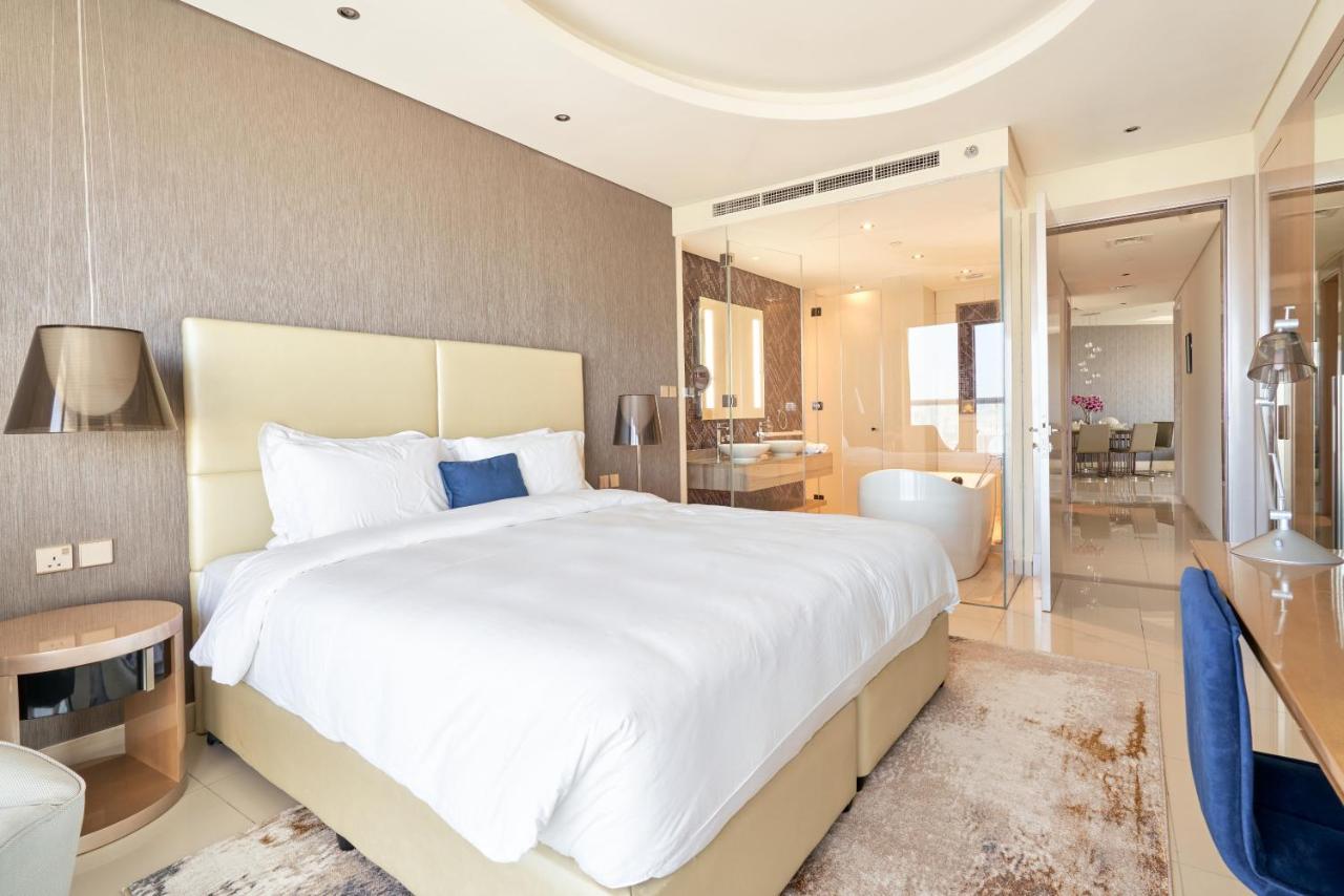 Aliving Superior 3br Paramount Towers Business Bay -6104 Apartment *