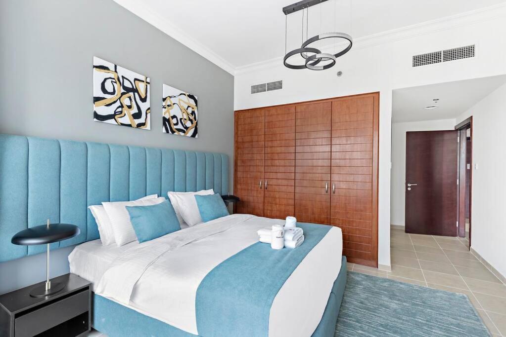 Stonetree - New Furnished 1br In V3 Tower Apartment
