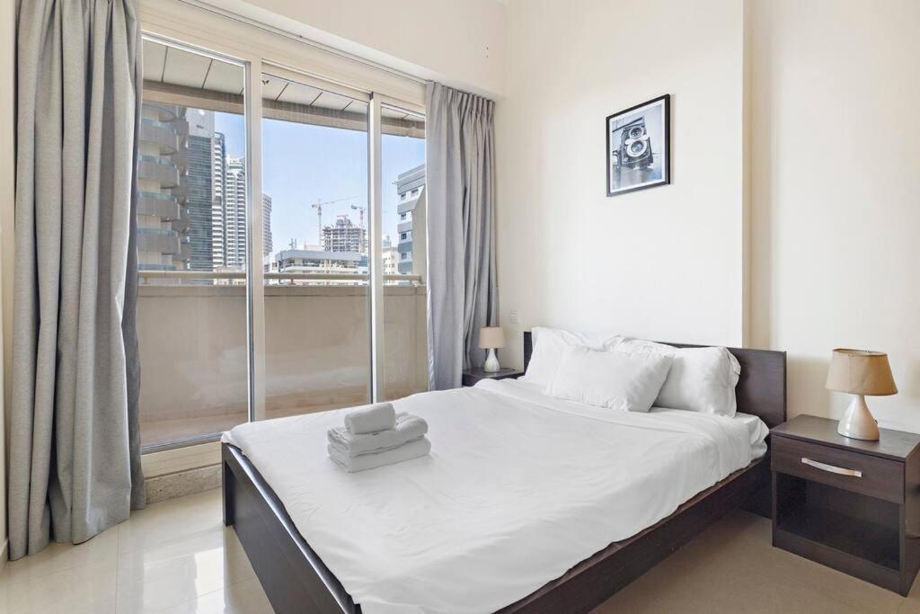 Stonetree - Furnished 1 Bedroom Close To Metro