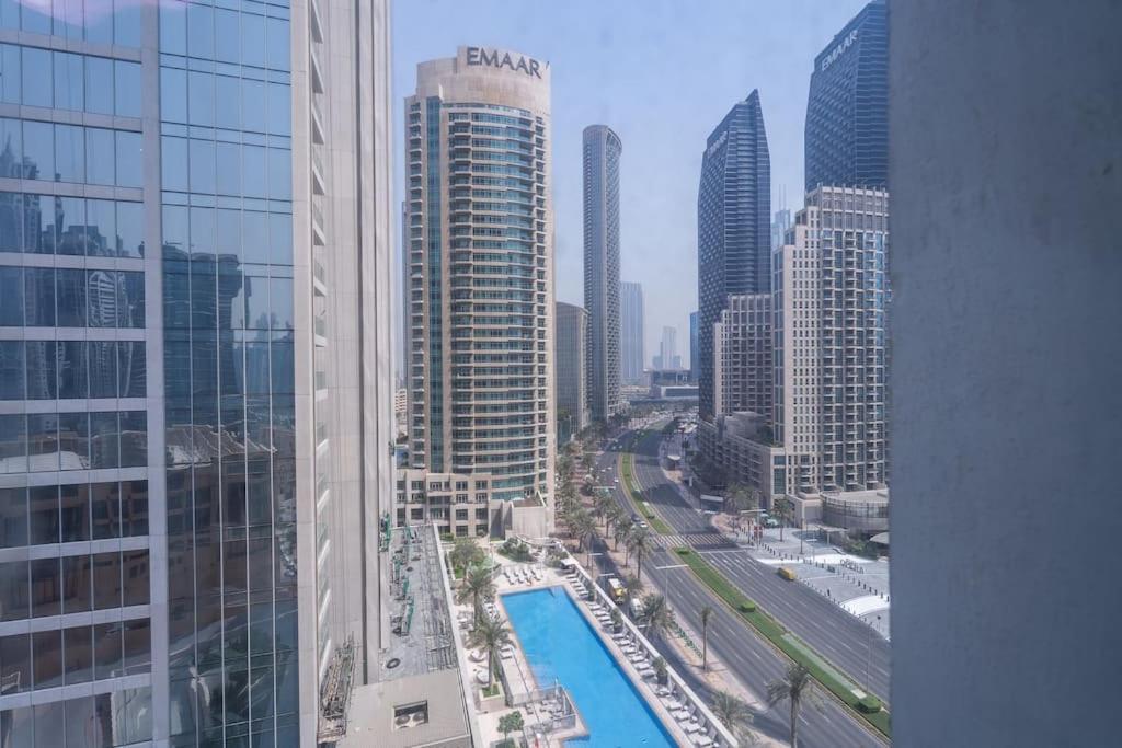 Vogue Downtown Opera District By Emaar * Dubai