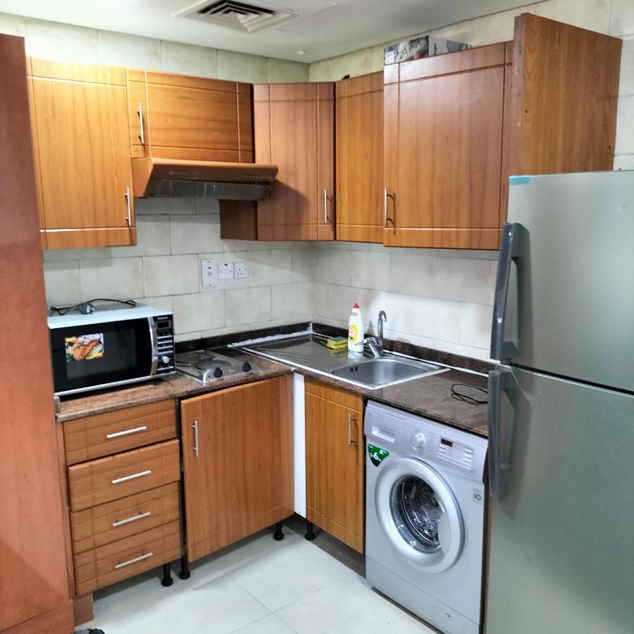 Private In Tecom Next To Metro Station Apartment Dubai