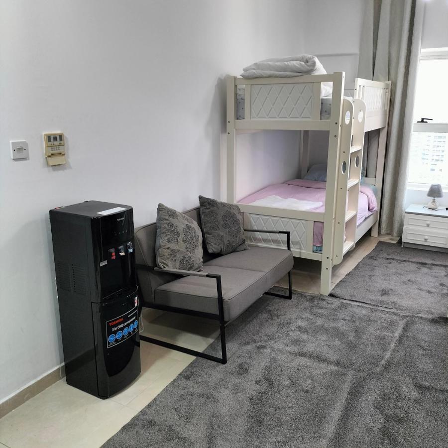 Private In Tecom Next To Metro Station Apartment *