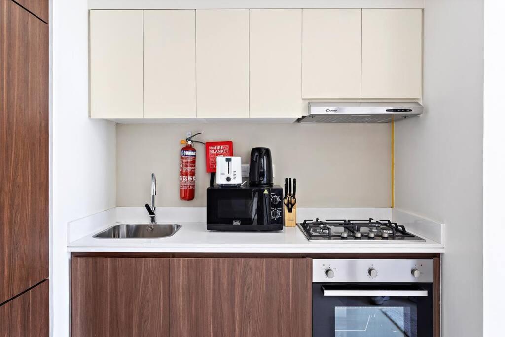 Stonetree - Modern 1br In Vera * Dubai