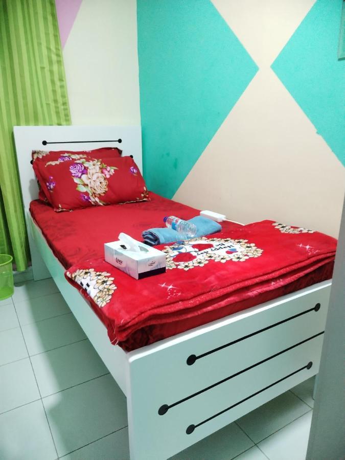 Apartment Sharaf Dg Metro Partition Private - 39 Flat-03#