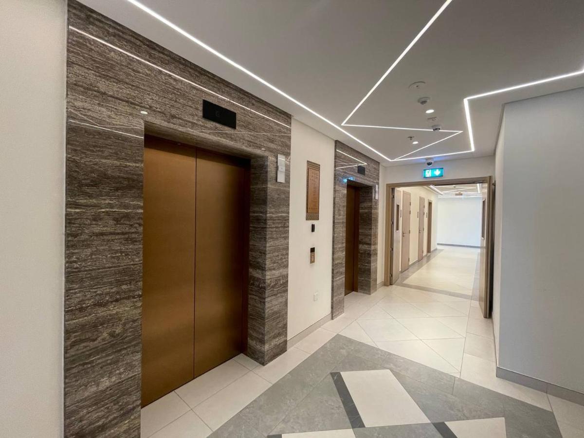 Luxury 1br In Brand New Building, Marina *