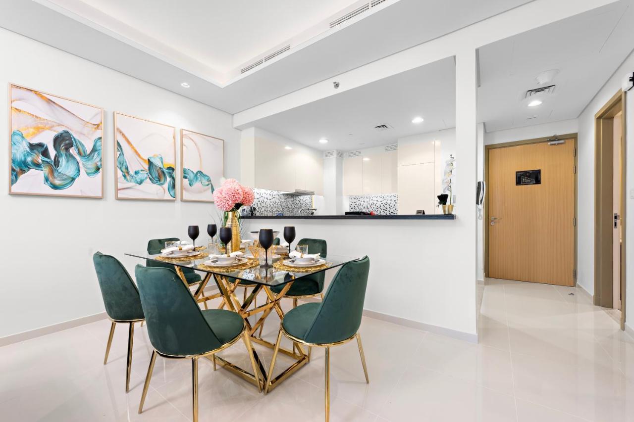 Apartment Full Burj Khalifa View Lux 2bedroom With Rooftop Pool Location In Paramount Midtown