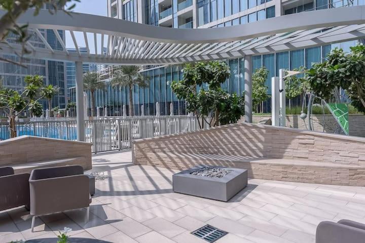 Vogue Downtown Opera District By Emaar * Dubai