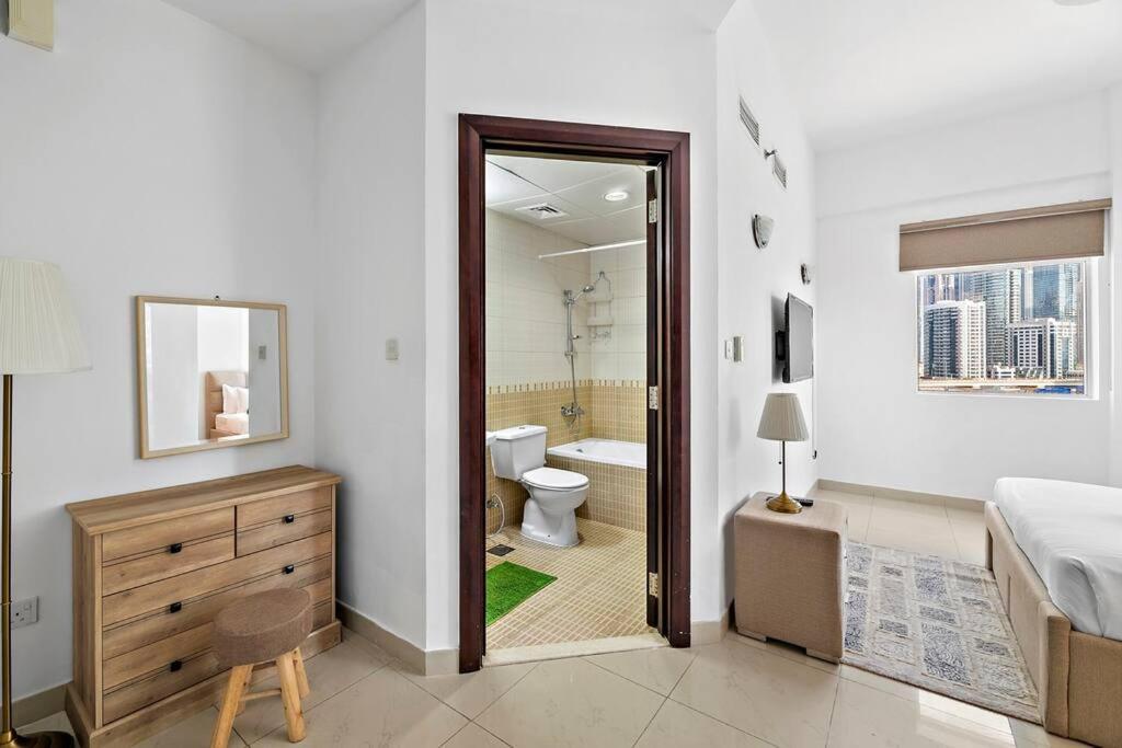 Apartment Stonetree - Cozy Furnished 1 Bedroom In Jlt *