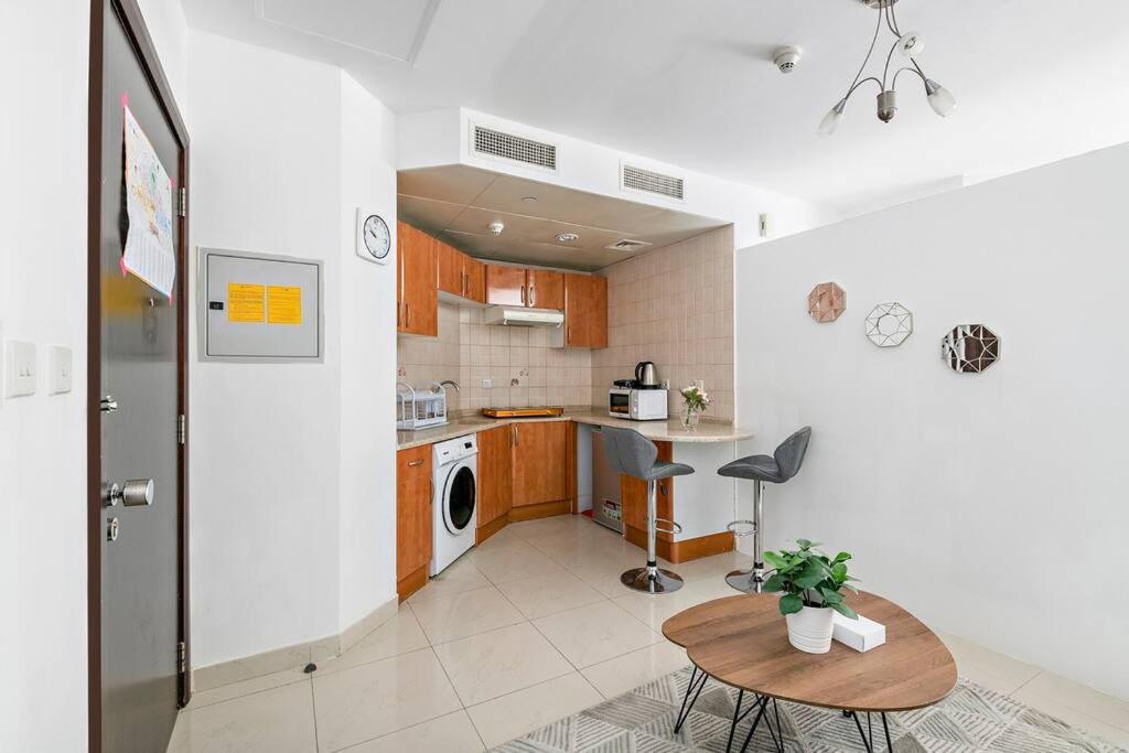 Stonetree - Cozy Furnished 1 Bedroom In Jlt Apartment