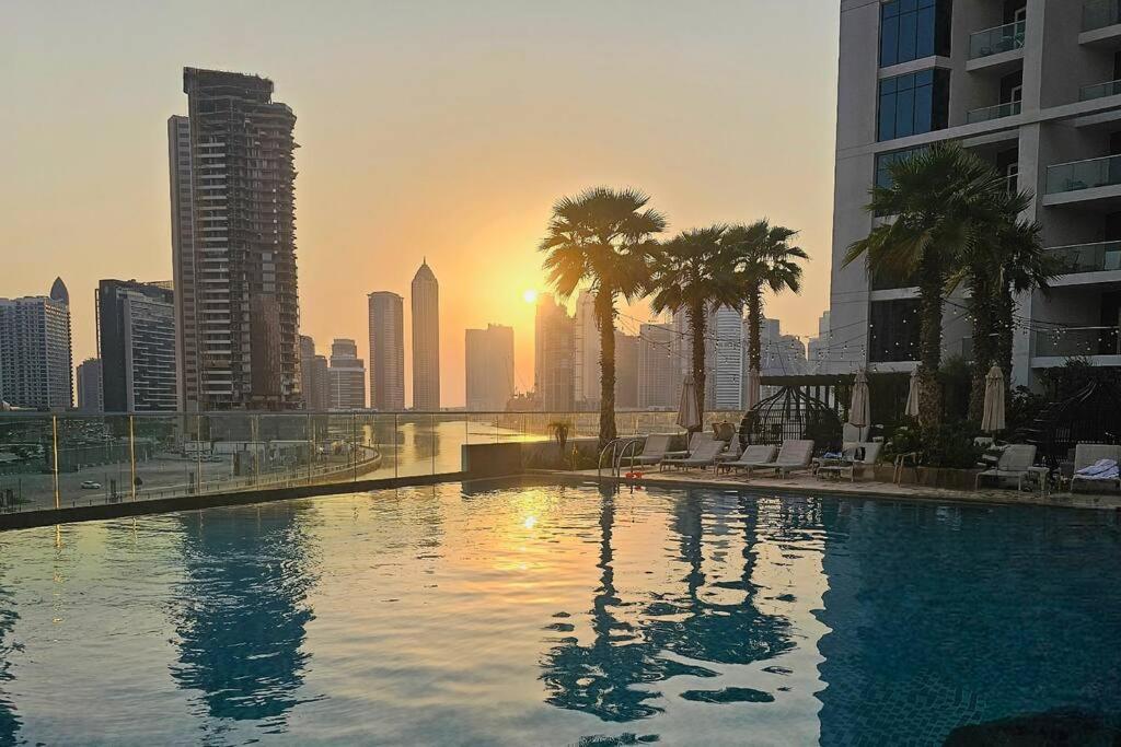 Apartment Luxury Business Bay With Breathtaking Views. *
