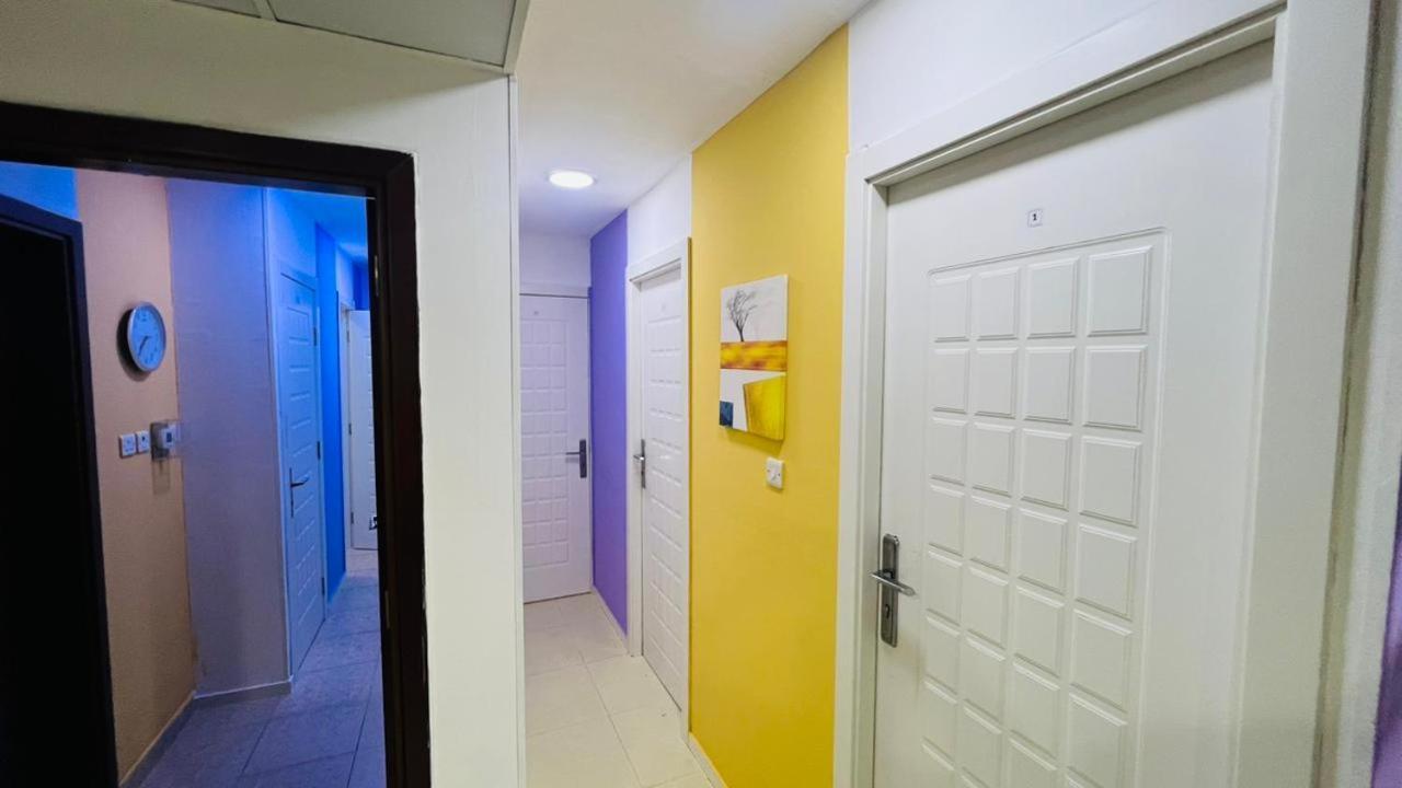 Single Partition In Al Barsha 1 Near Mashreq Metro Homestay *