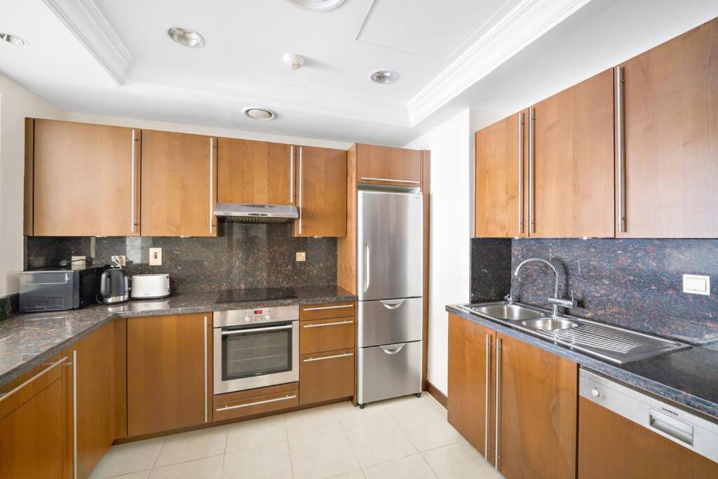 Stonetree - Stylish 2br In Fairmont With Access Dubai