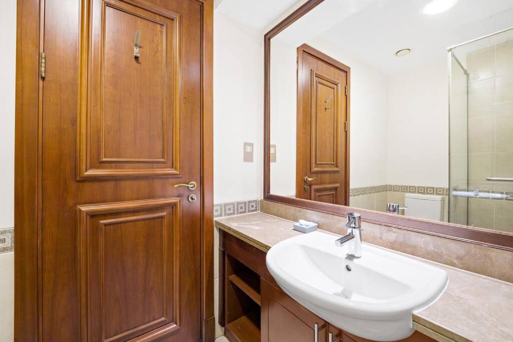 Stonetree - Stylish 2br In Fairmont With Access * Dubai
