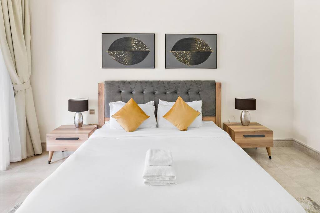 Stonetree - Stylish 2br In Fairmont With Access Dubai
