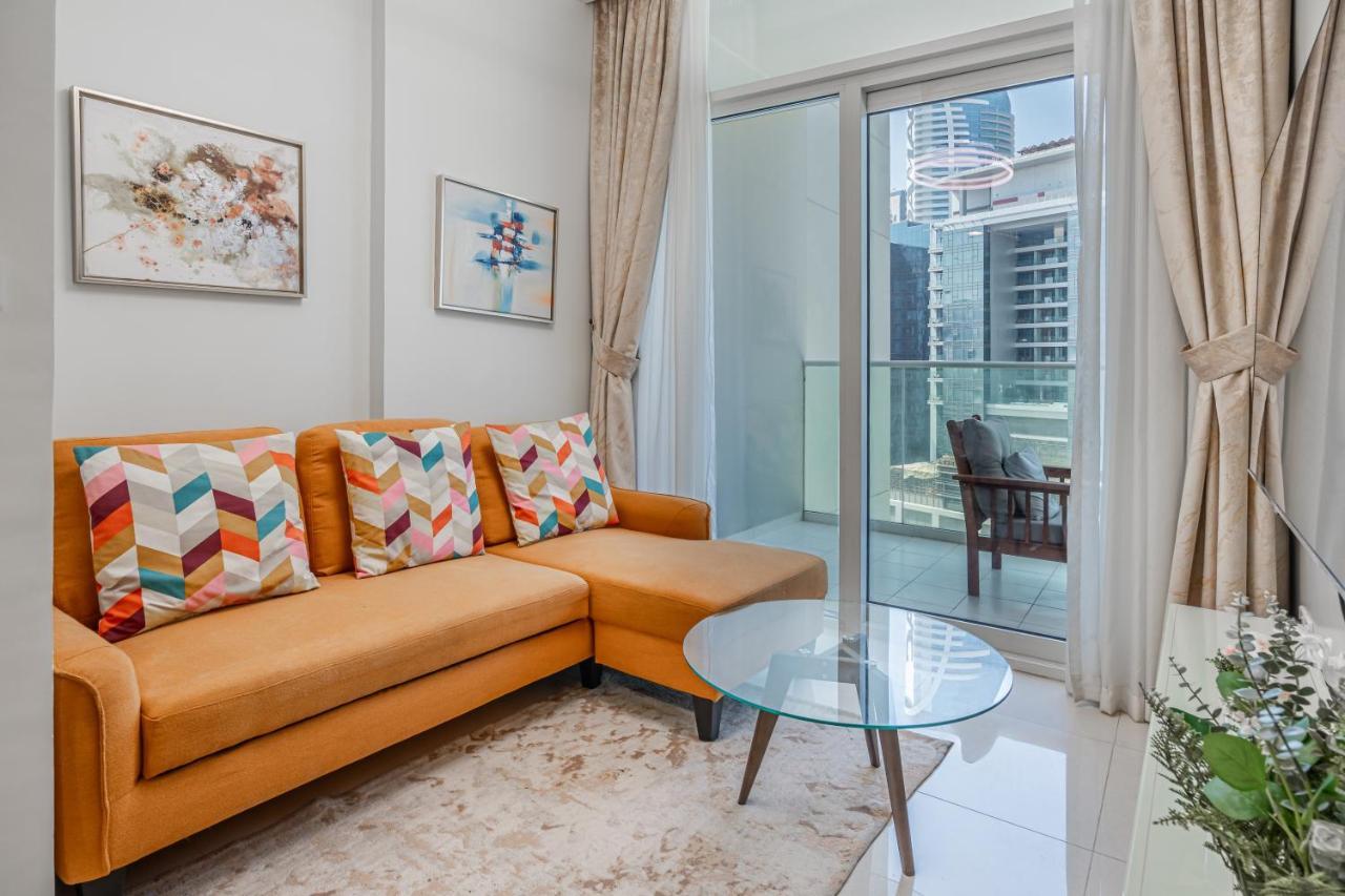 One Bedroom Near Burj Khalifa Mall-5minuts Walk-rva922 Apartment Dubai