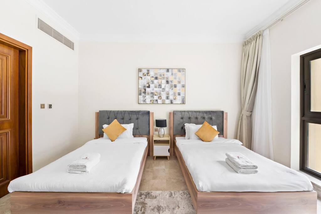 Stonetree - Stylish 2br In Fairmont With Access Apartment *