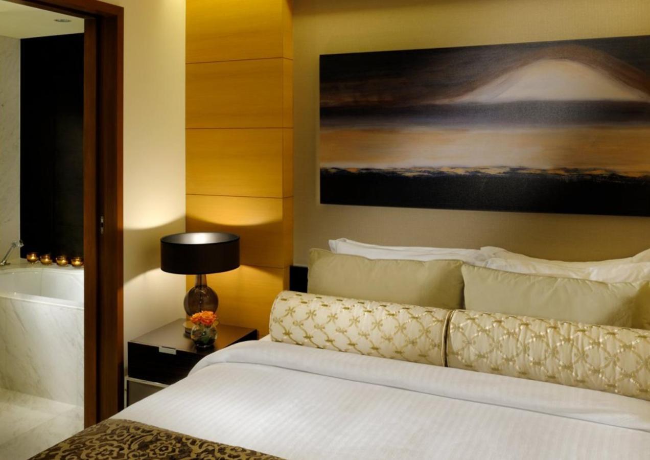 Apartment Emaar Residences Fashion Avenue - Former Address Mall Residences By Qstay