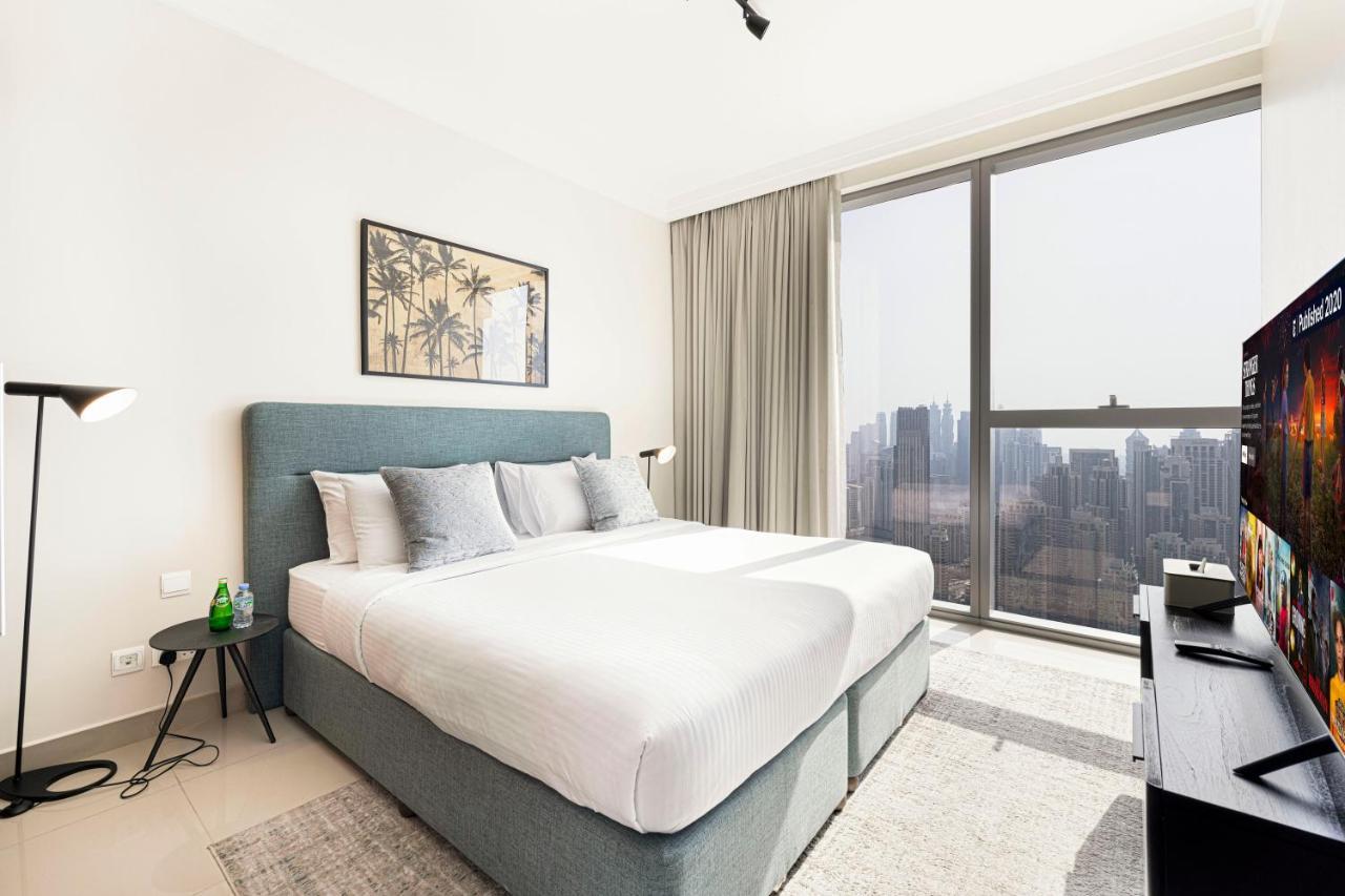 Apartment Luxurious Escape 3 1 Bedroom, Downtown Mall Dubai