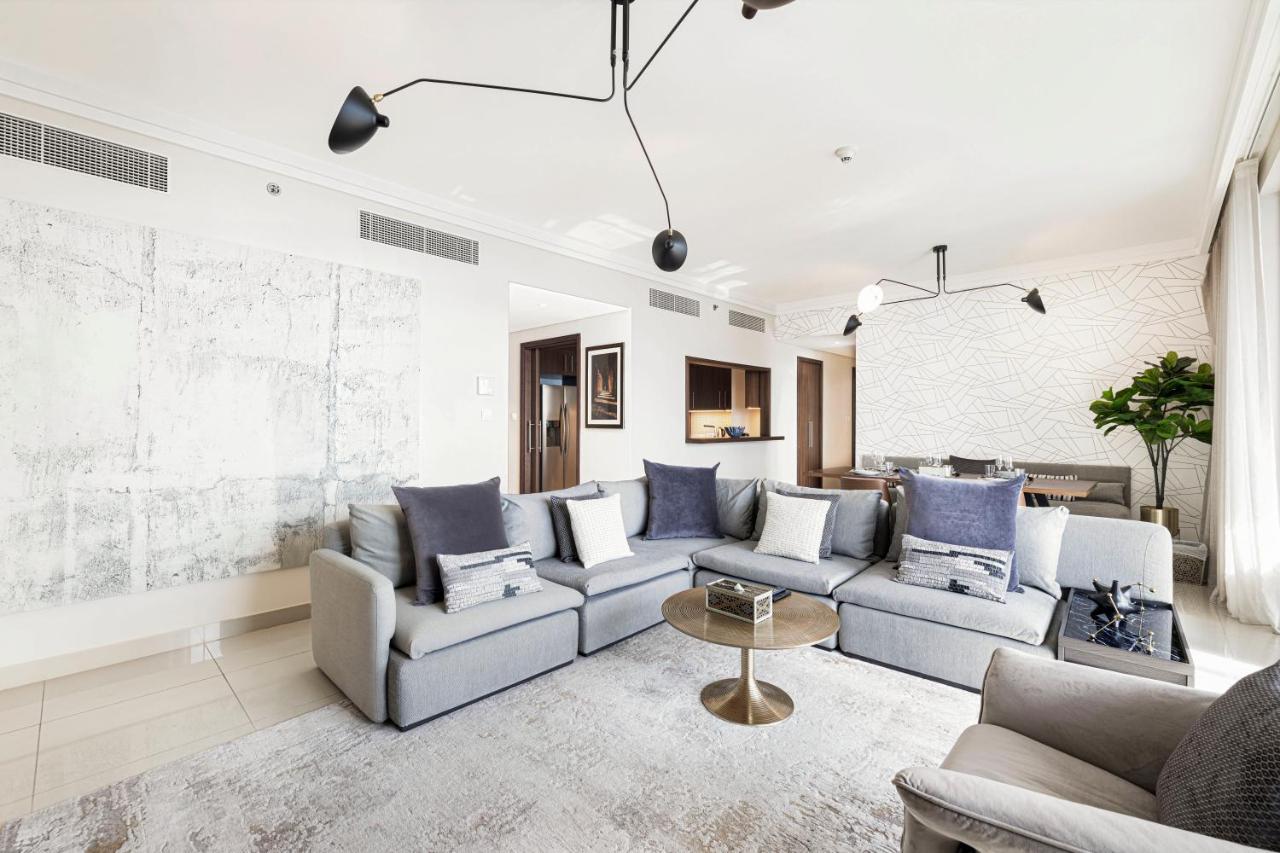 Luxurious Escape 3 1 Bedroom, Downtown Mall *