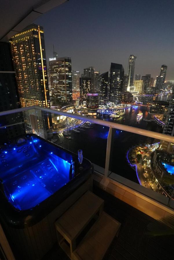 Luxury Private Jacuzzi In The Heart Of Marina Jbr Dubai