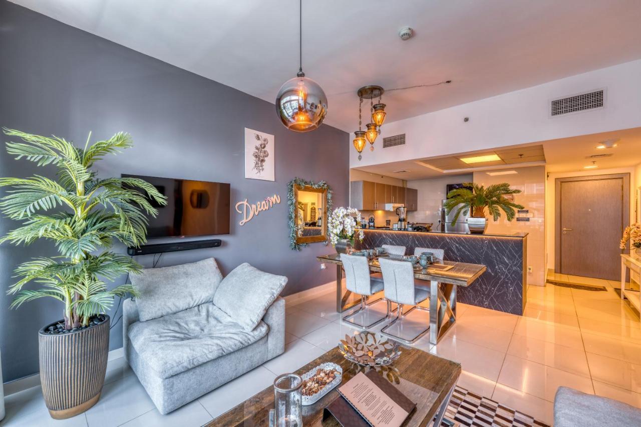 Apartment Luxury Private Jacuzzi In The Heart Of Marina Jbr Dubai