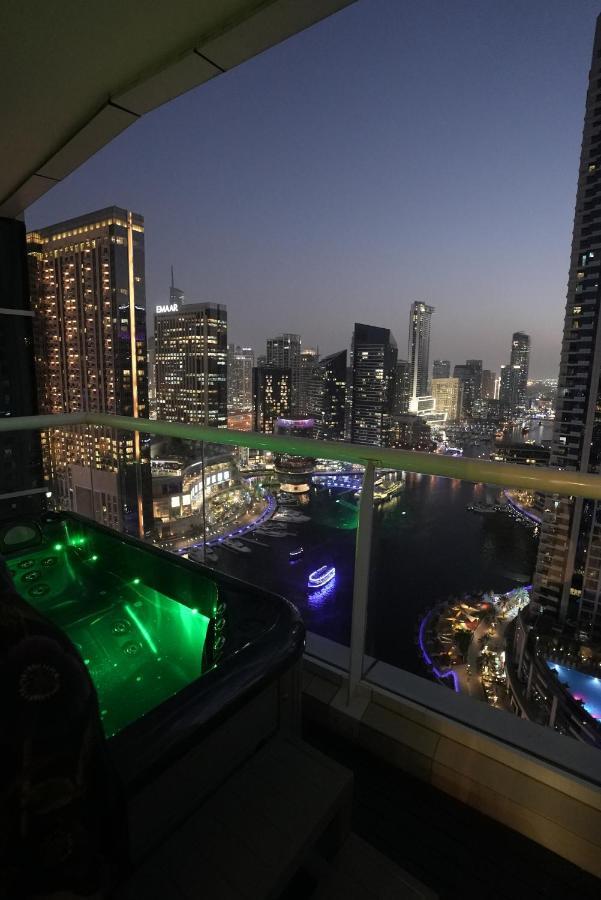 Luxury Private Jacuzzi In The Heart Of Marina Jbr Dubai
