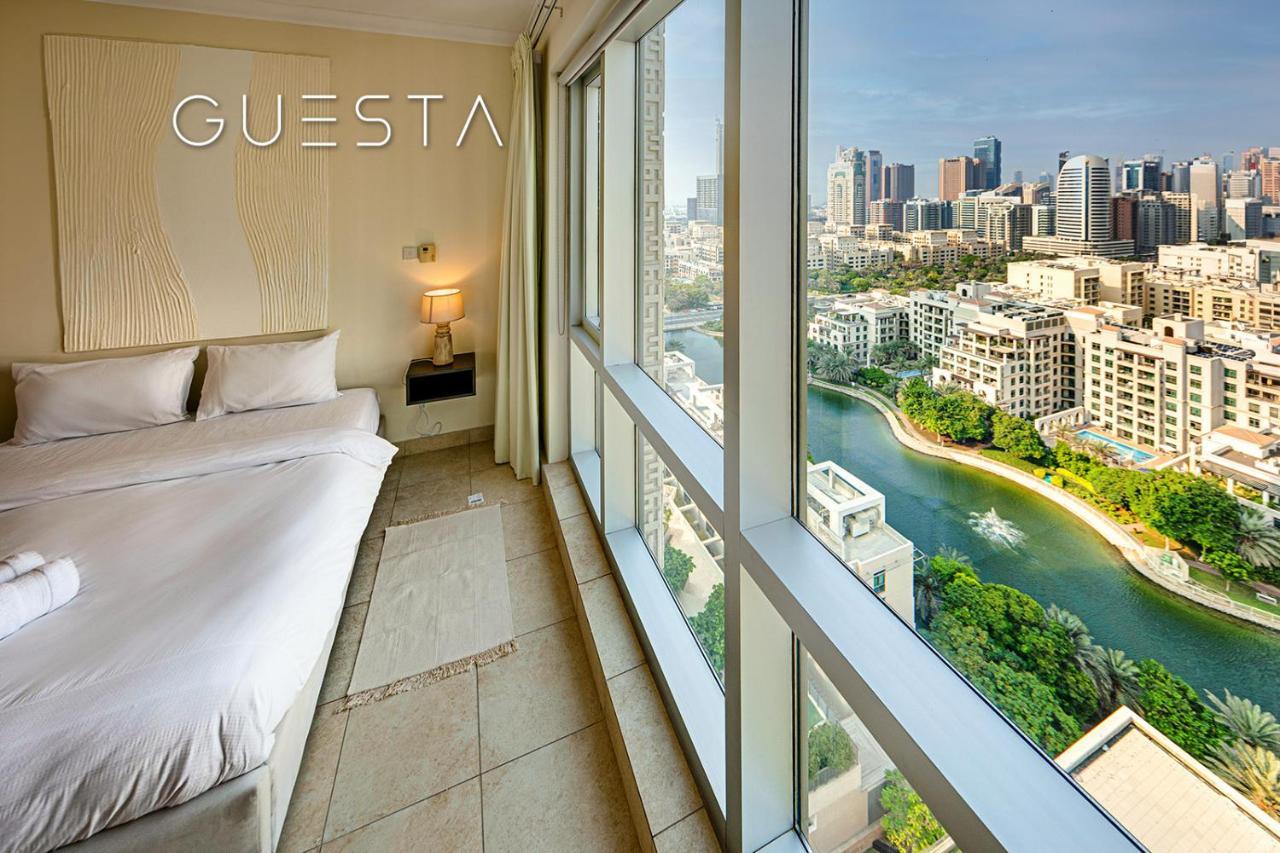 Fairways Tower By Emaar, The Views And Greens *